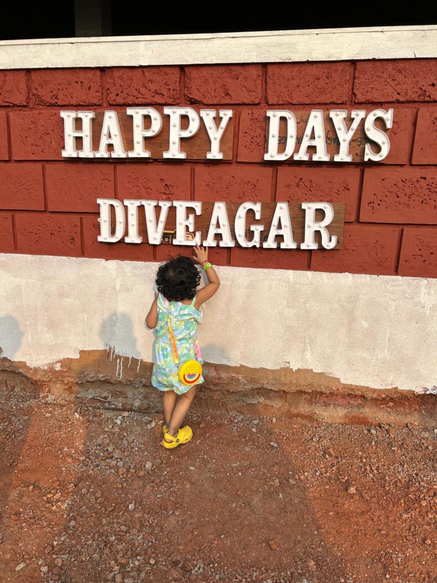 Happy Days Diveagar Exterior photo